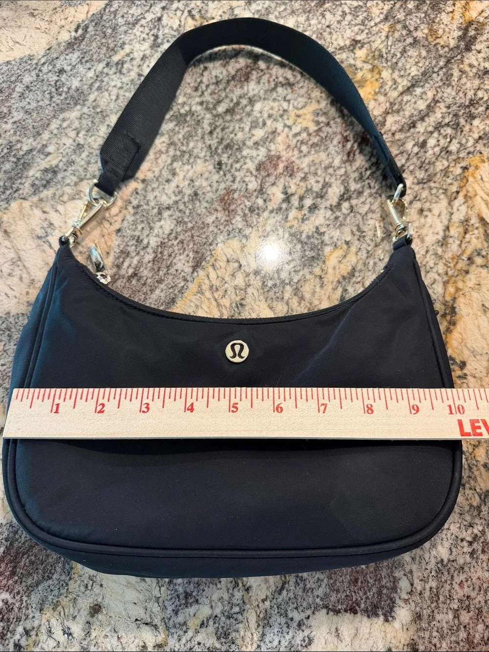 lululemon athletica compact black